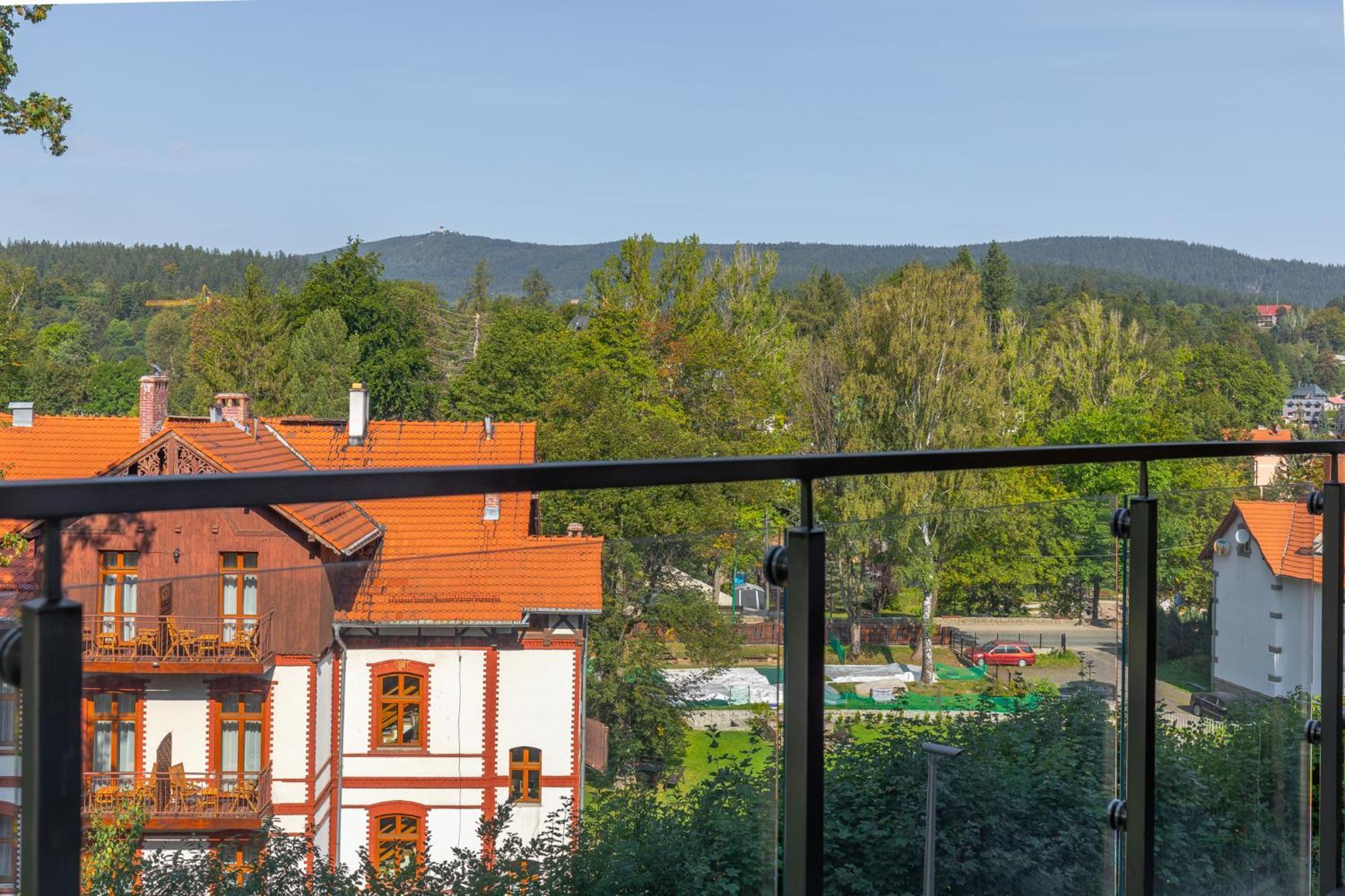 Izerka Z Basenem I Sauna - Stone Hill Apartment *
